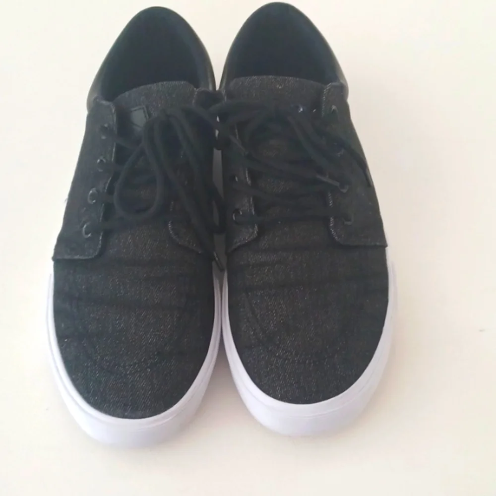 St John's Bay men's size 12 shoes,  black - Picture 3 of 7